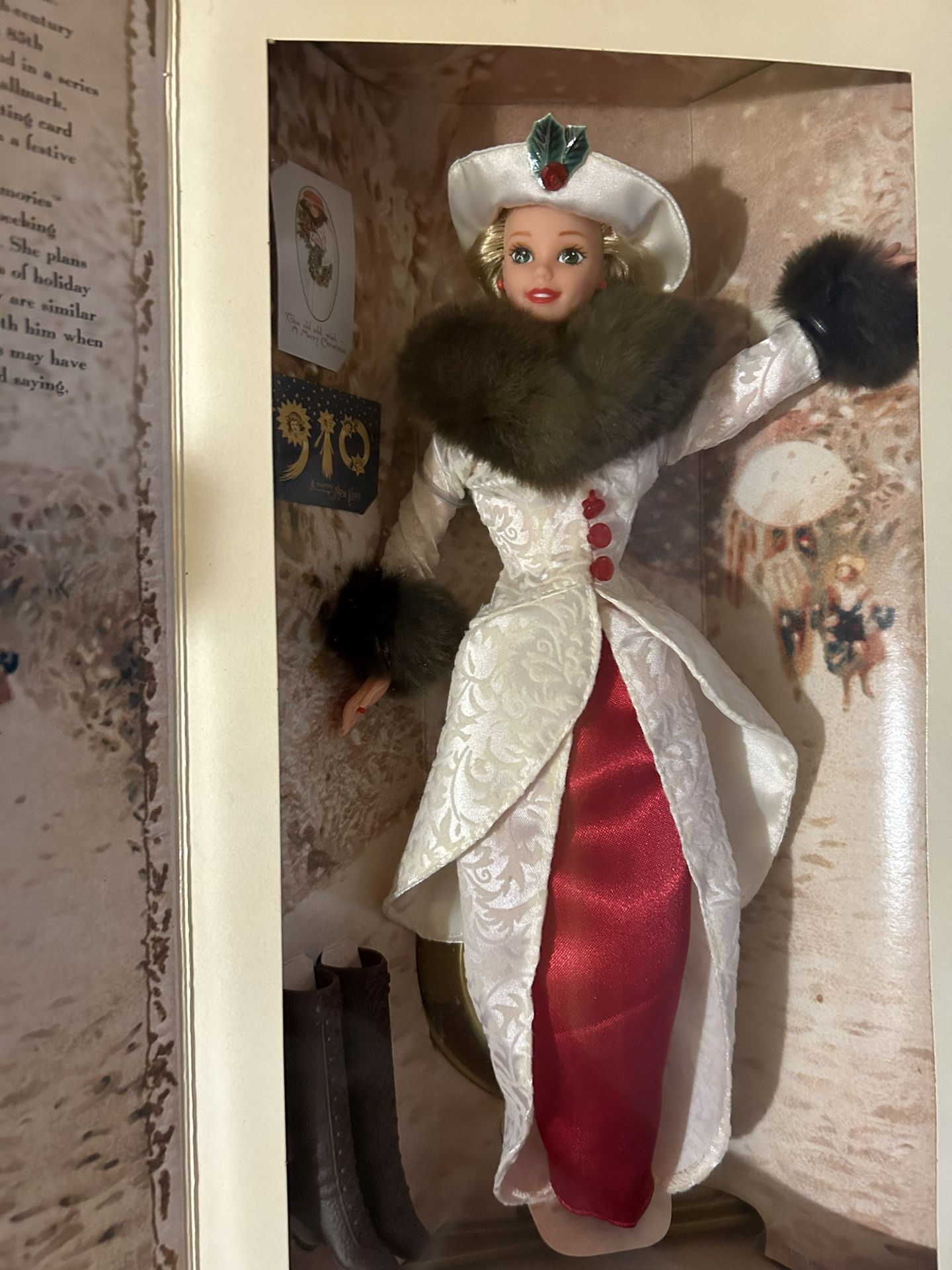 HOLIDAY MEMORIES BARBIE 1994 Collectible