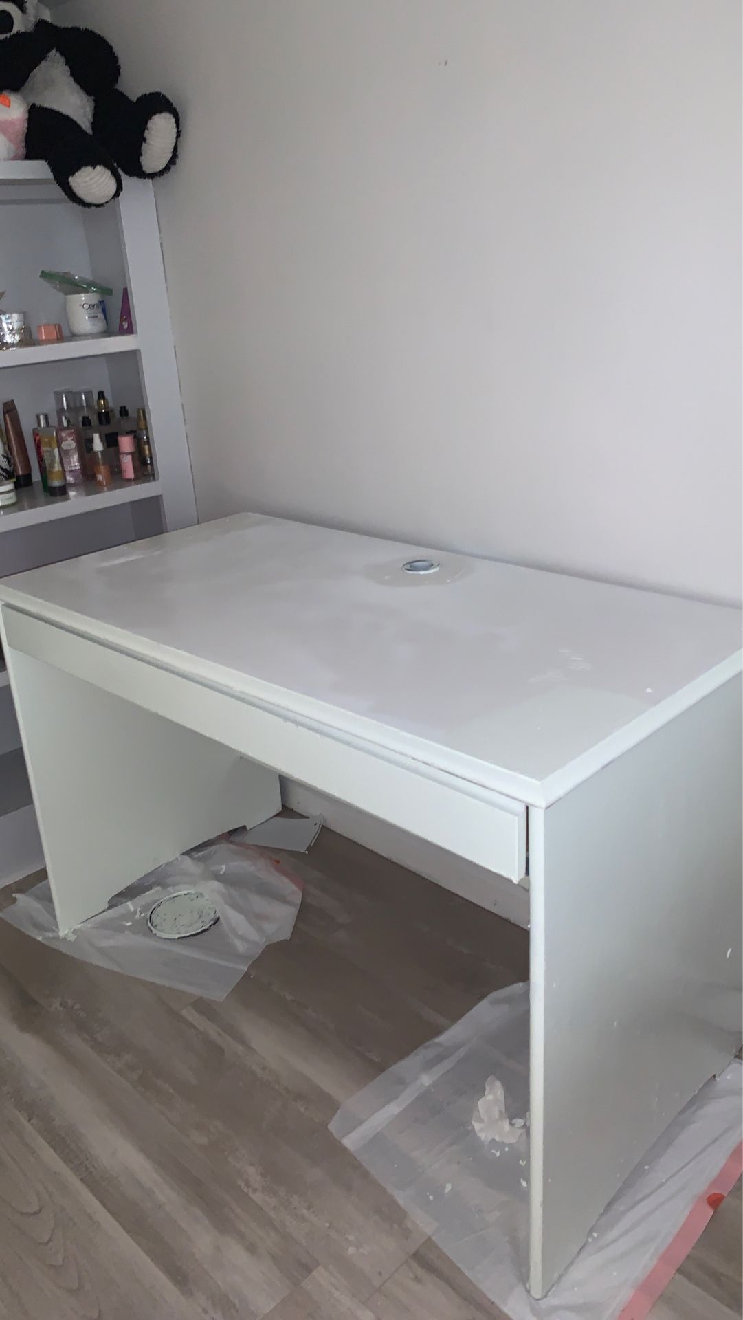 White wooden desk