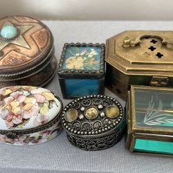 Vintage Trinket Jewelry Boxs Lot Of 6 Lids Brass Tiffany glass Estate Collection ALL Gemstones 