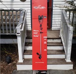 Milwuakee 18V Cordless Dual Battery Straight Shaft String Trimmer