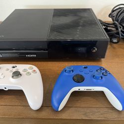 Xbox One 500GB  + Wireless Controller