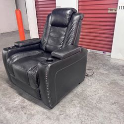 Black Leather Electric Recliner 