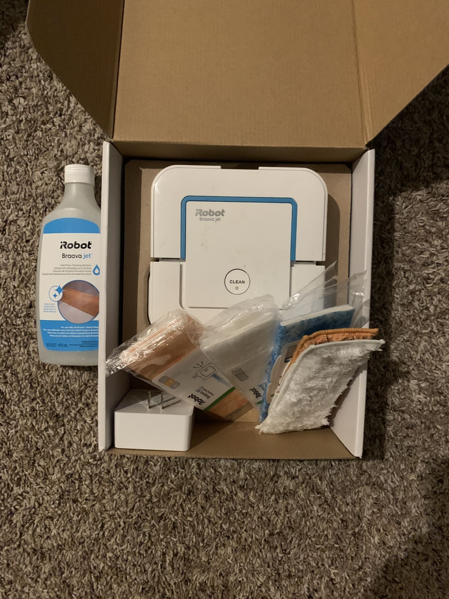 iRobot Braava Jet 240, Cleaning Solution, and Reusable & Disposable Pads
