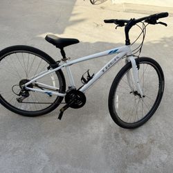 Trek Verve 3 Gold Alpha Aluminum (Large 20in / 55cm)