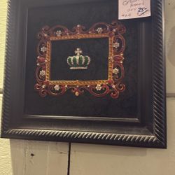 Crown Framed Art