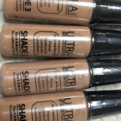 Brand new never opened Silk Luminous air Brush foundation