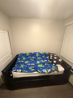 Twin Bed With Trundle