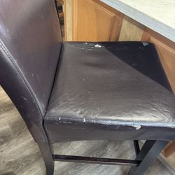 Fun Highchair-Style Barstool – $free