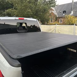 F-150 Tonneau Cover 2015-2025 5’ 7” Bed