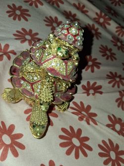 Jewelry box