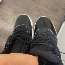 Jordan 11 Size 10.5 200$