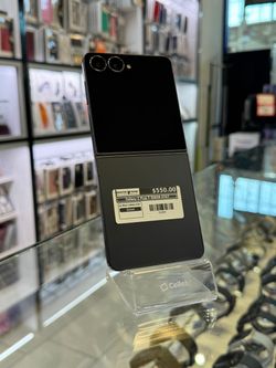Galaxy Z FLip 7 256GB AT&T Pre-owned