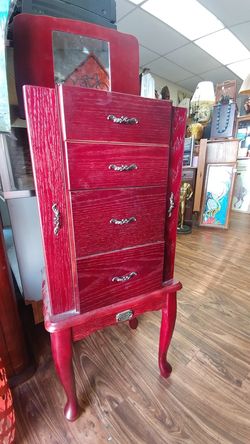 Chest jewelry box mahogany