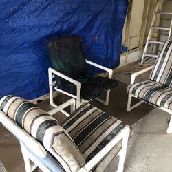 Solid & Cheap Patio Furniture 