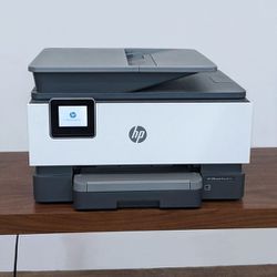 Compact HP All-in-One Printer – Easy Home Office Setup