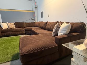 Grande Mocha Corduroy Sectional 750 NEED GONE OBO