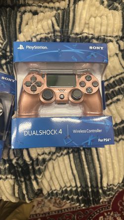 PS4 controller