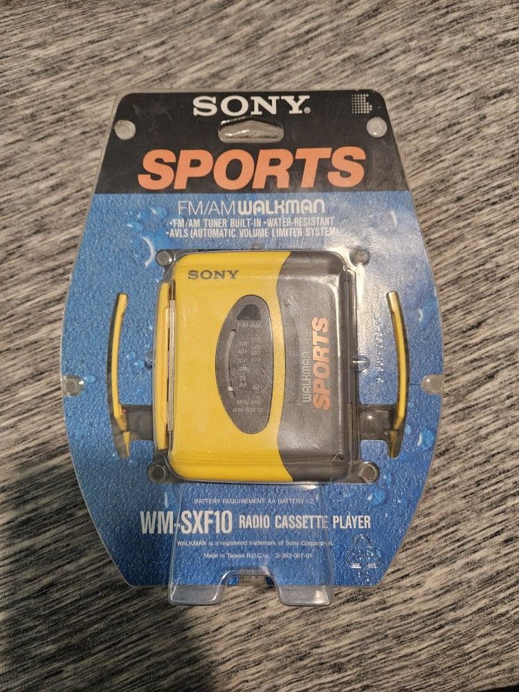 Sony WM-SXF10 Walkman radio cassette player for Sale in Grant