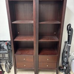 Set of 2 Bookcases