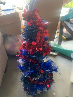 Red White and Blue Tinsel Christmas Tree