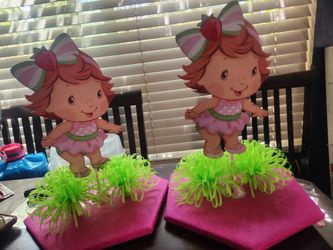 Baby Strawberry Shorcake Decor