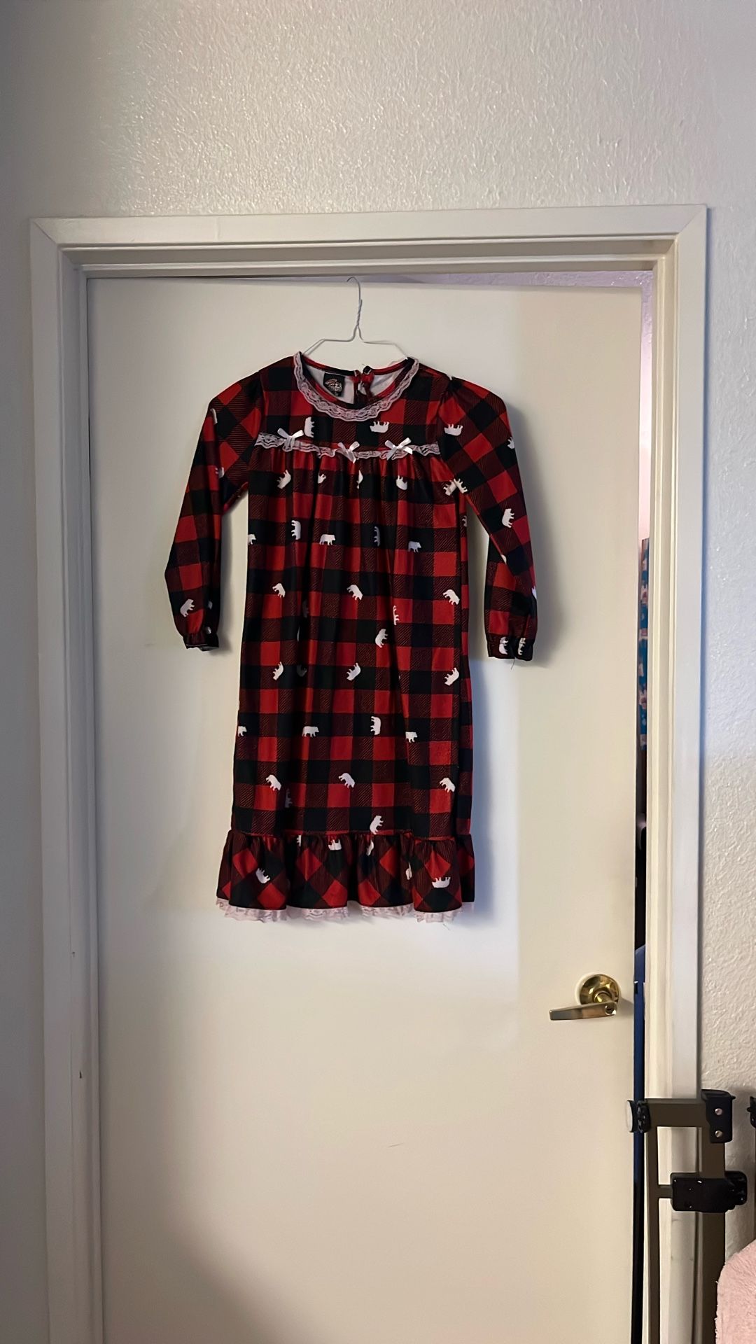 Girls' pajama robe. Size 7/8