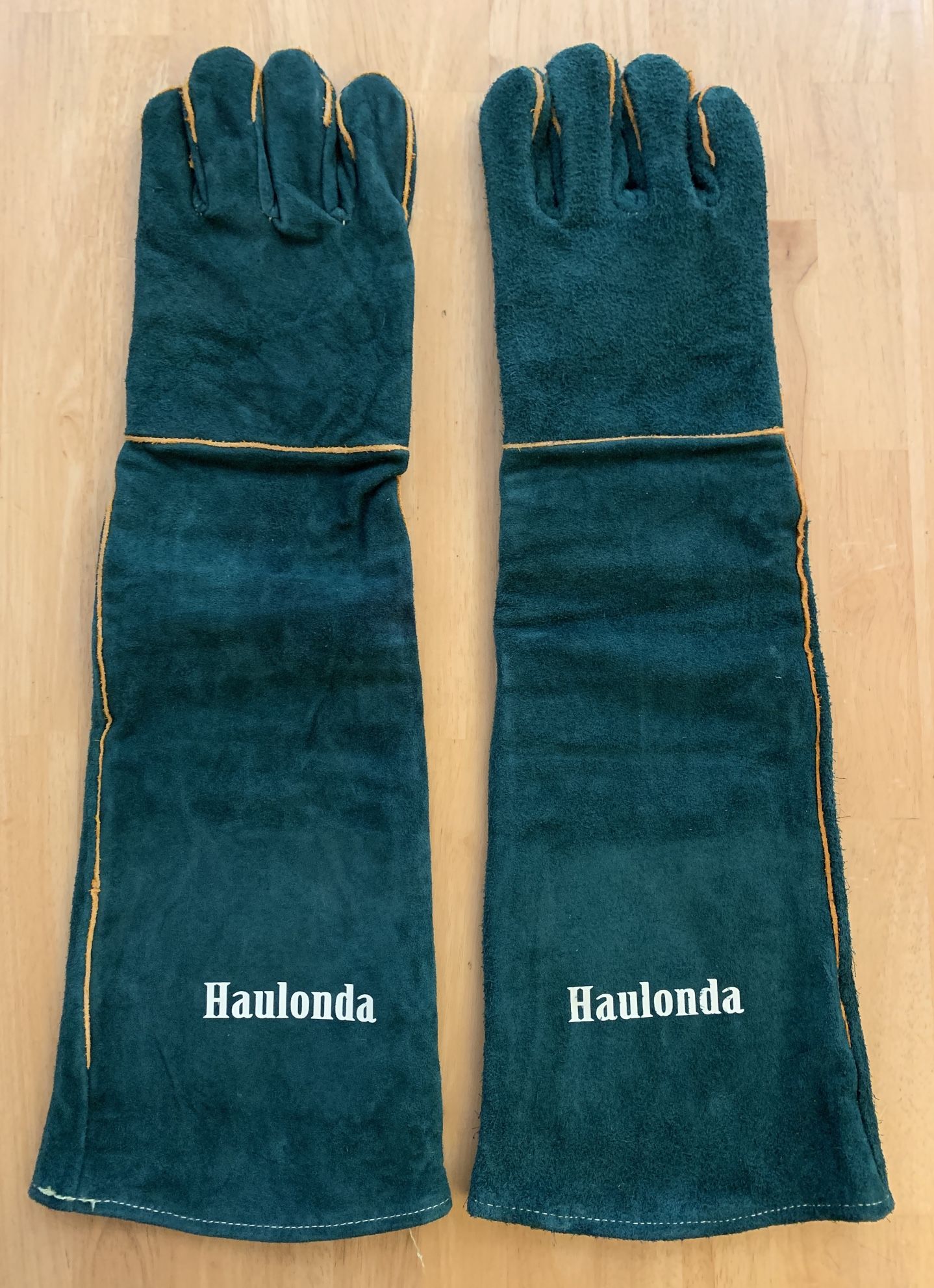 Animal Handling Gloves
