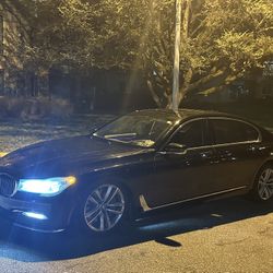 2016 BMW 750i