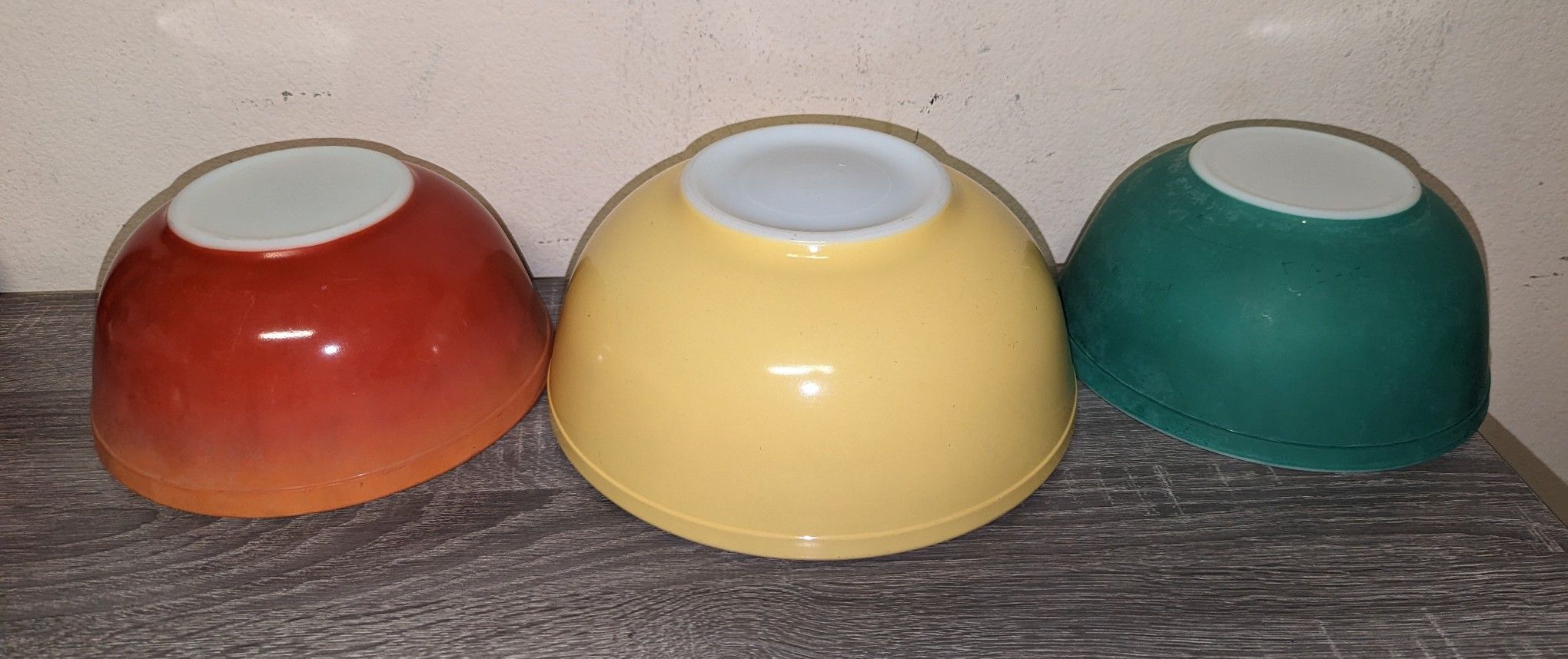 Vtg PYREX Primary Colors Lot of 3 Nesting Mixing Bowls Two 403 and One 404