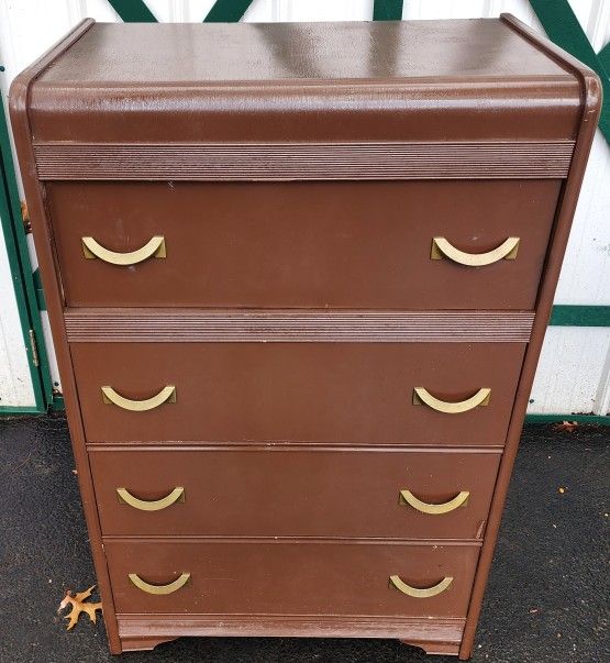 4-DRAWER DRESSER
