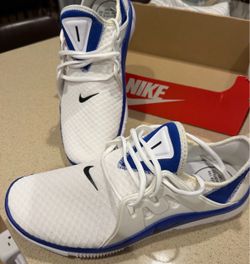 Nike White and Blue Training Sneakers