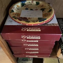 Oneida Dishes 