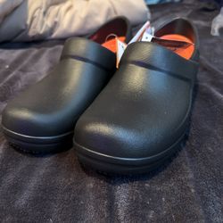 Crocs Women’s Work Neria Pro II Literide Clogs 