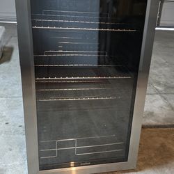Ivation Mini Fridge