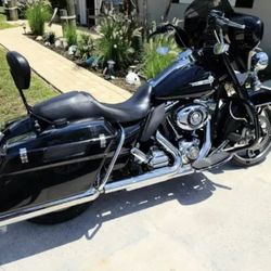 2012 Harley-Davidson
