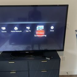 Phillips 55” TV 5000 Series 4K (2016) & Google Chromecast