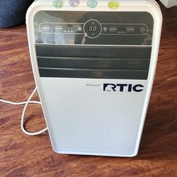 Portable AC DOESNT BLOW COLD