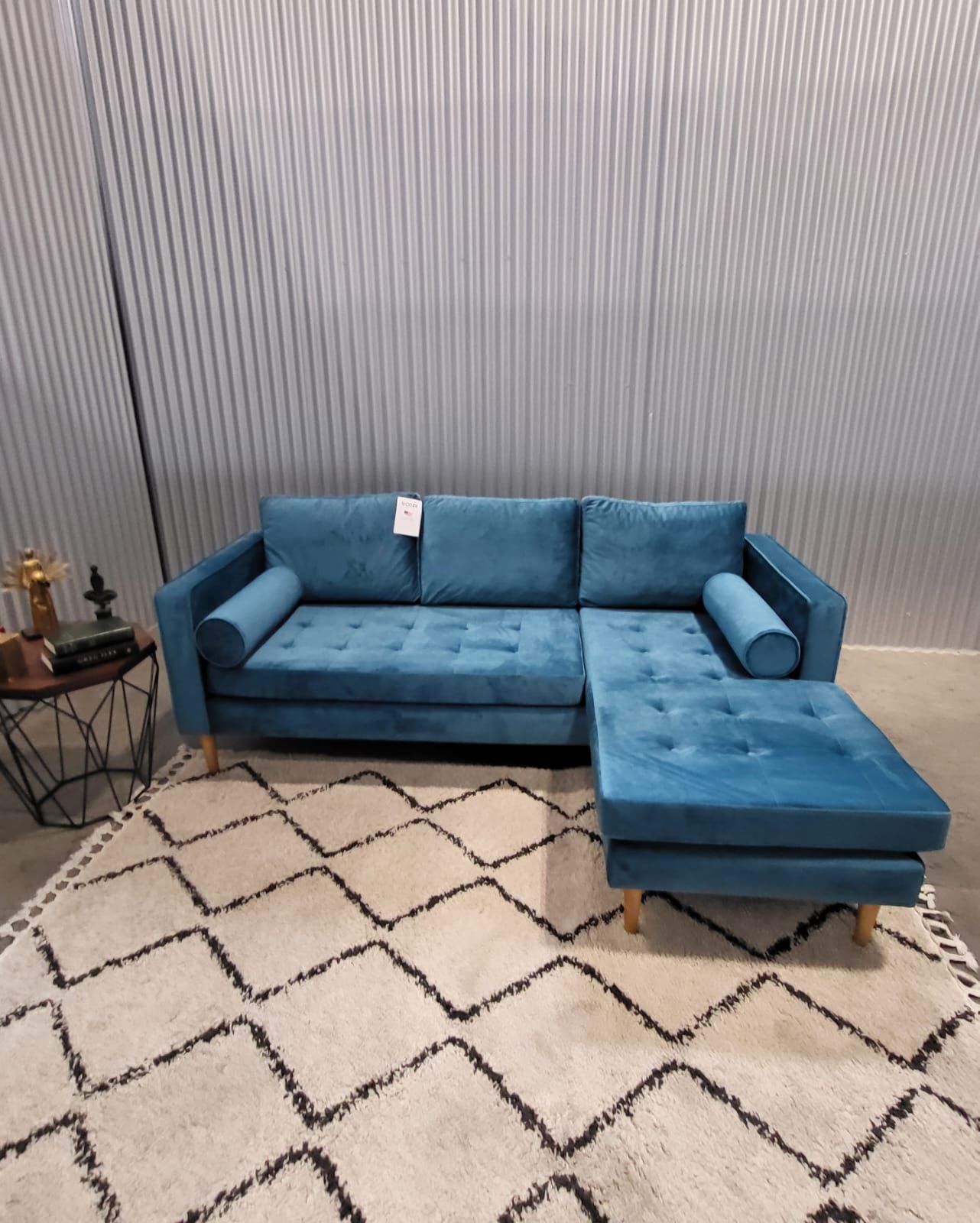 L sectional, reversible couch