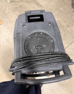 Industrial Carpet Extractor