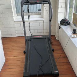 Treadmill 