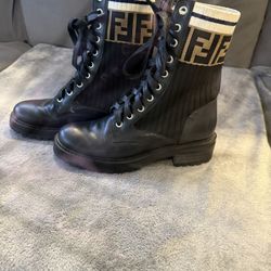 Women’s Fendi Roma Boots. ( Size 36 )