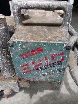 Titan Epic 660 Airlines Sprayer Heavy Duty 