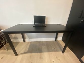 55” Desk