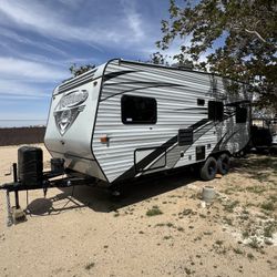 24ft Attitude Toy Hauler 2020