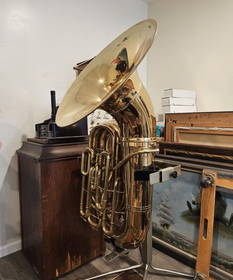 Conn Tuba