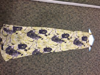 Size small women’s dress