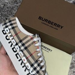 Burberrys