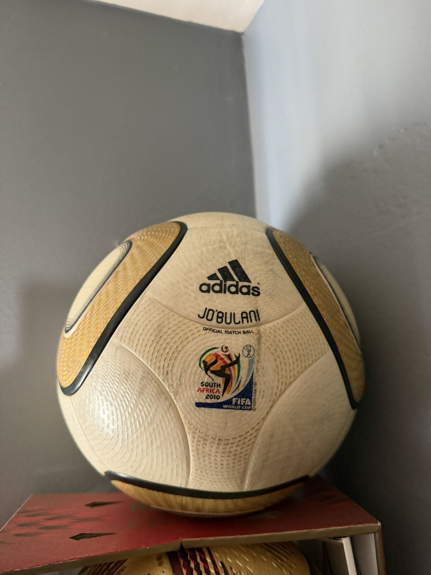 jabulani official match ball used. FLAT