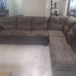 2 Piece Sectional
