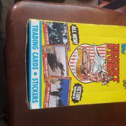 Topps Desert Storm Trading Cards